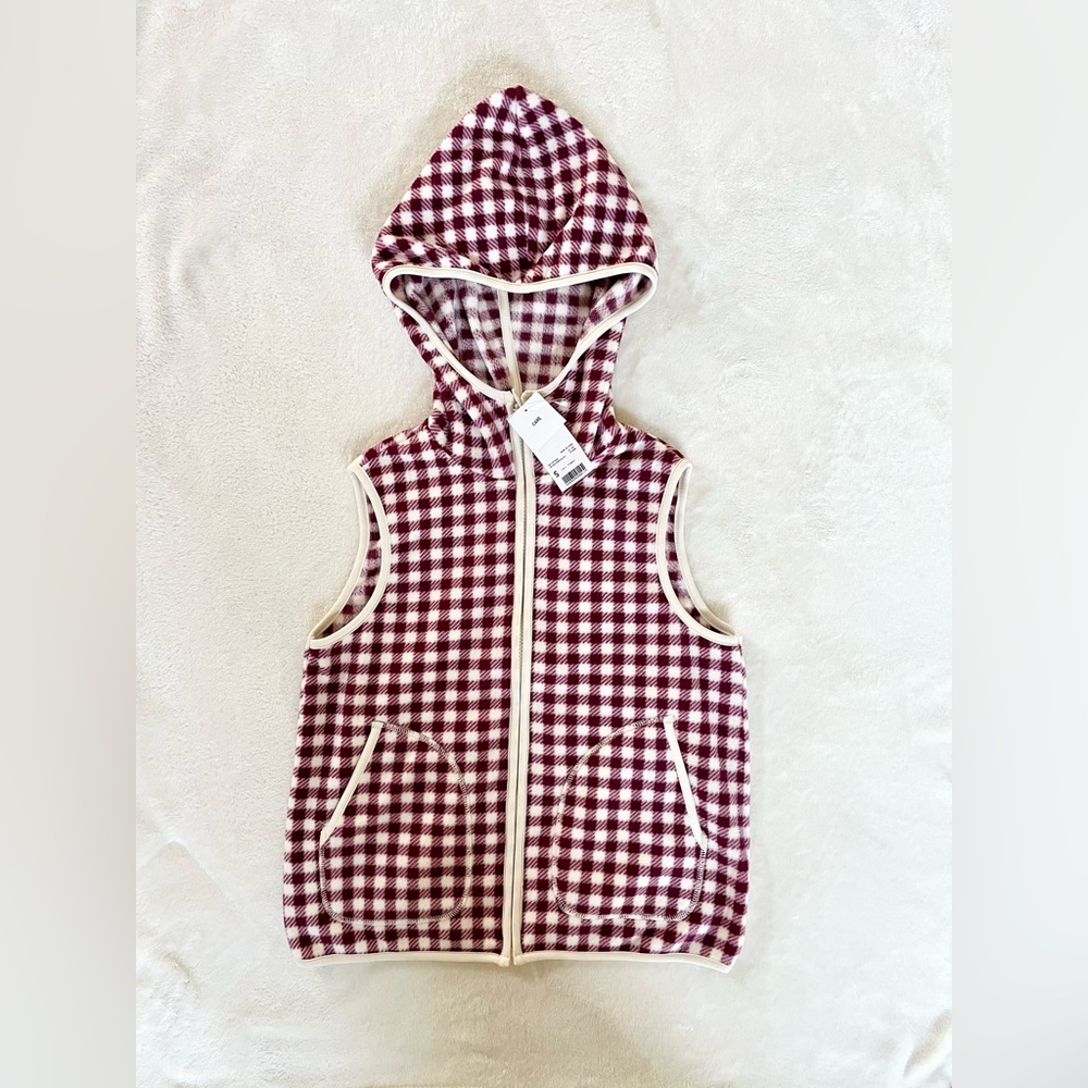 UNIQLO fleece Vest 💕CuTe💕 NWT